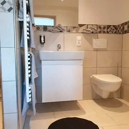 Beim Hooch. Egon Apartamento *